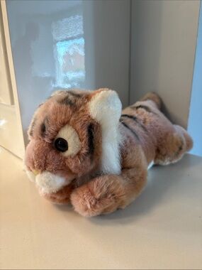 Aurora Plush Tiger 2016